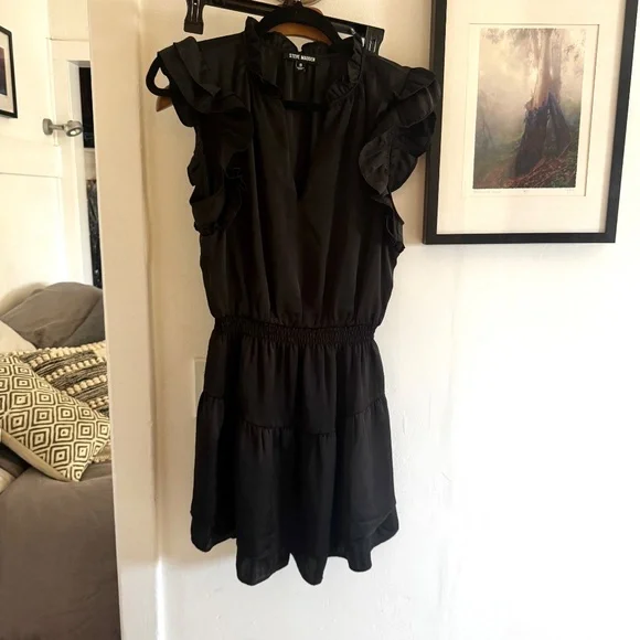 Steve Madden Prairie Dreams Satin V-Neck Ruffle Cap Sleeve Mini Blouson Dress S - Picture 5 of 16